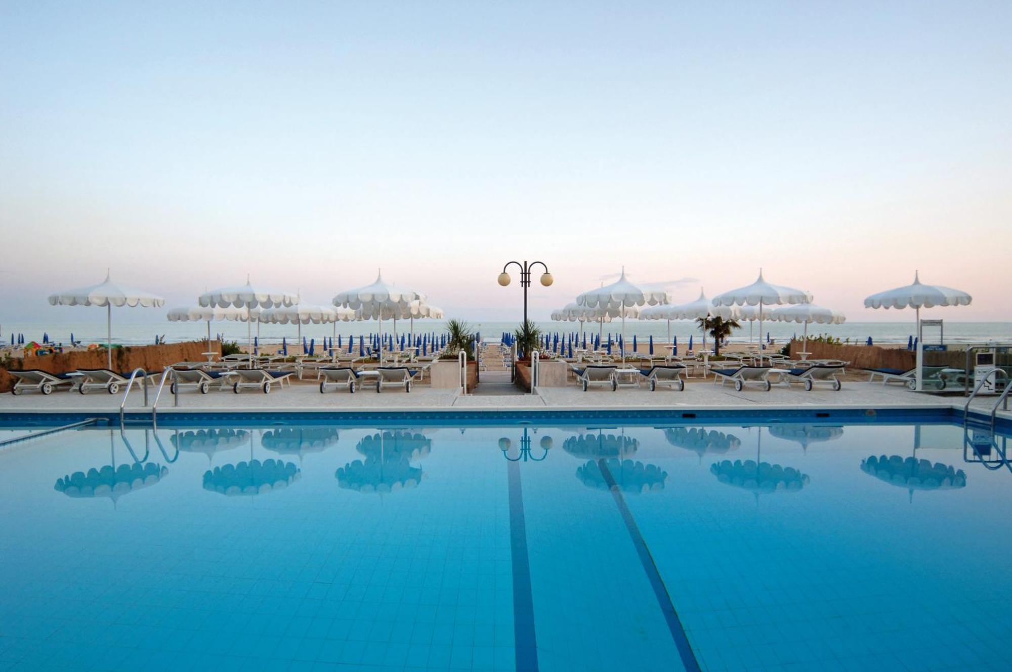 Hotel Beny Lido di Jesolo Eksteriør billede