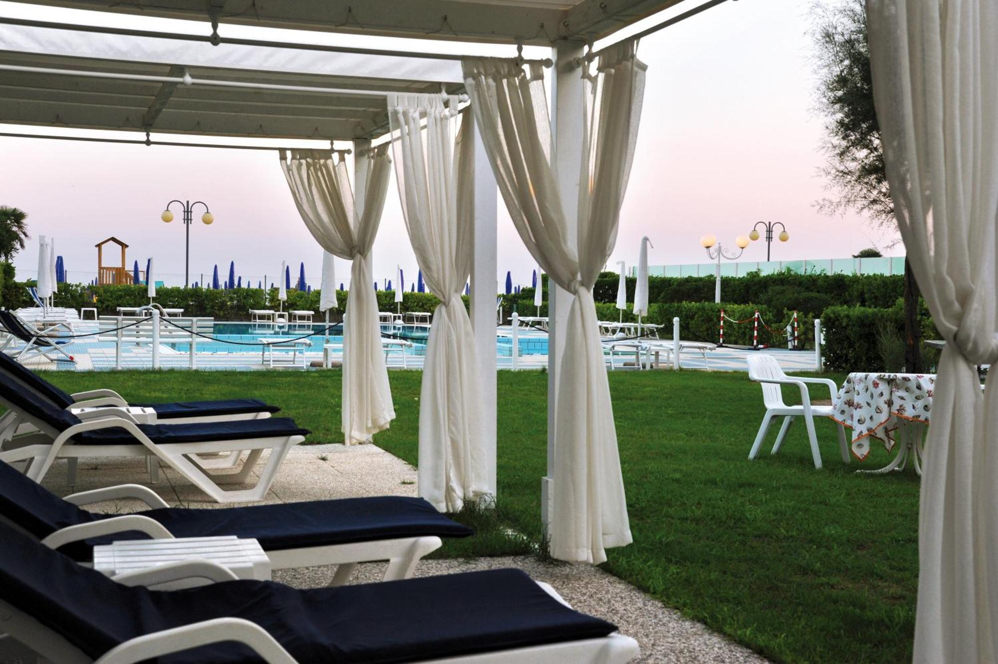 Hotel Beny Lido di Jesolo Eksteriør billede
