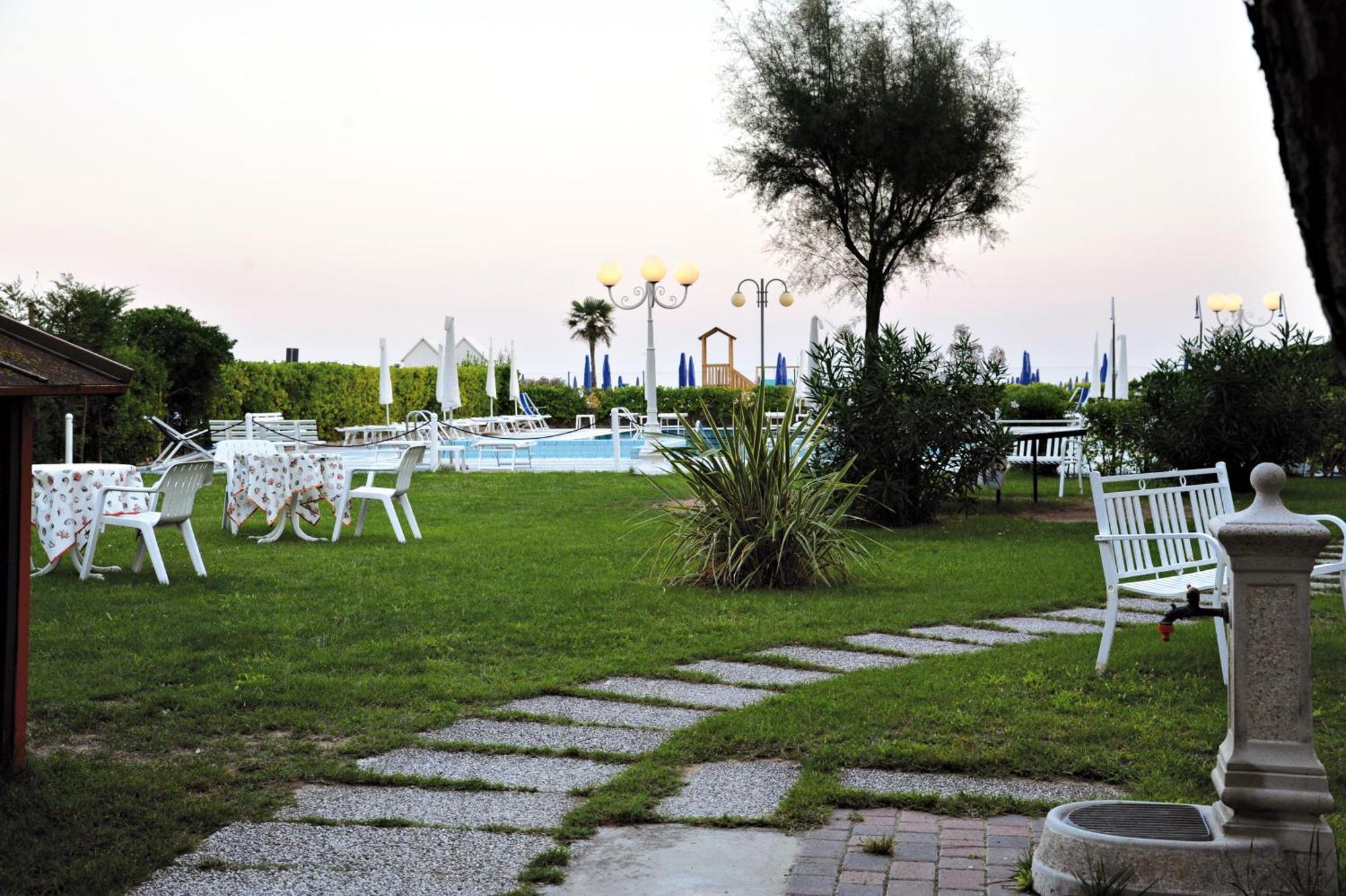 Hotel Beny Lido di Jesolo Eksteriør billede