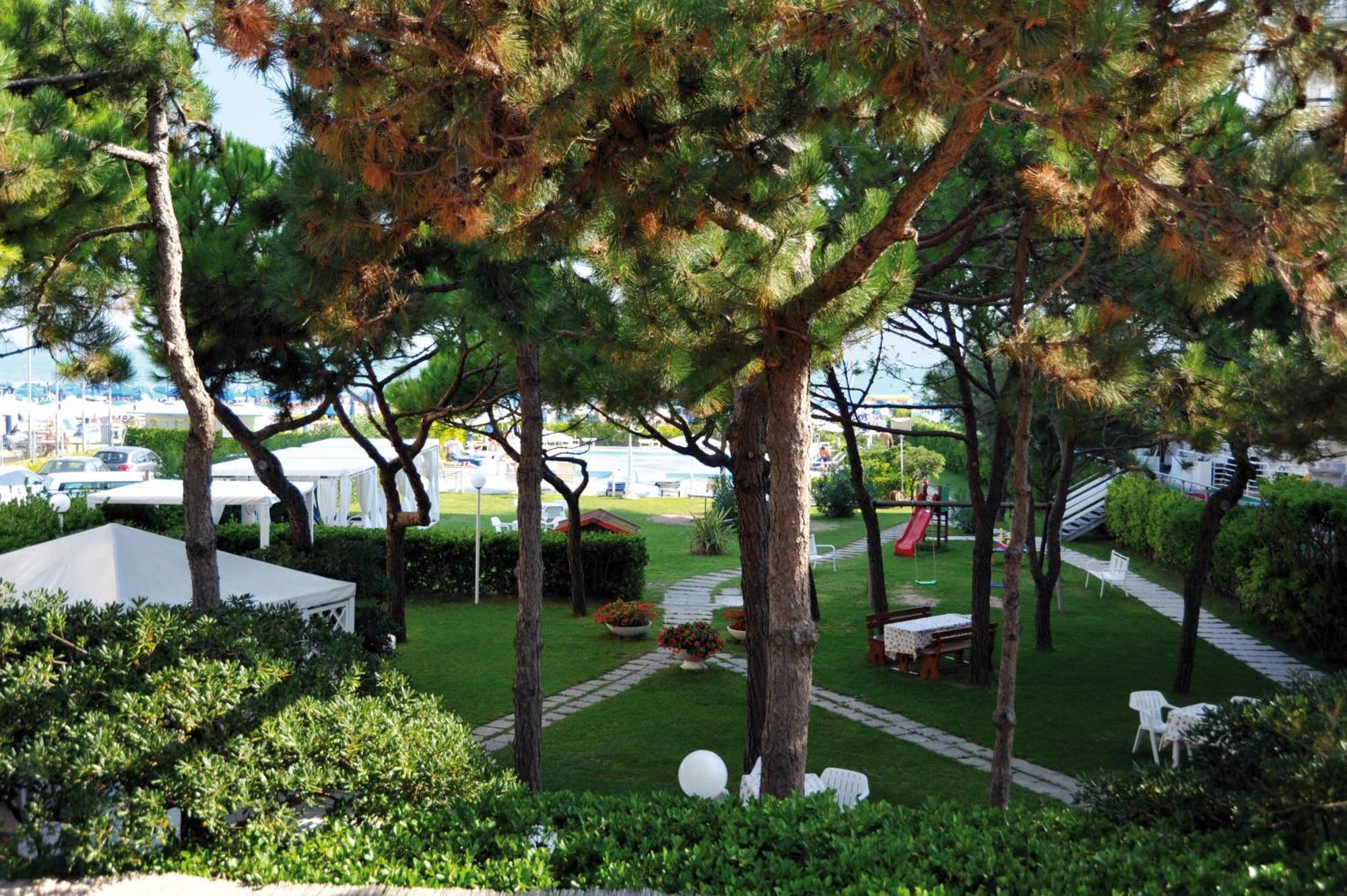 Hotel Beny Lido di Jesolo Eksteriør billede